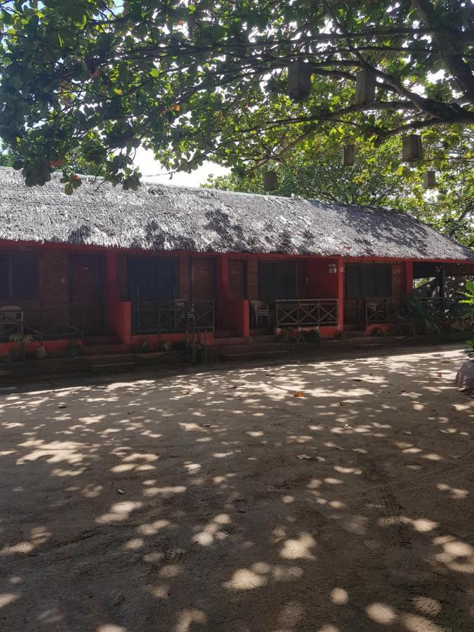 Hk Beach Resort And Restaurant Moalboal Exterior photo